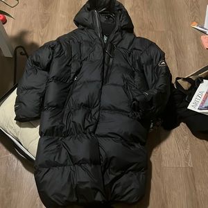 Medium size almost brand new winter jacket Adidas